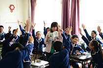 大鸡鸡插美女B短视频君谊中学“新初中”